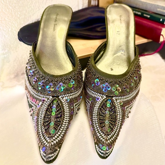 Vintage | Sequin & Beaded Embroidered Olive Green Leather Kitten Heels - Picture 11 of 11